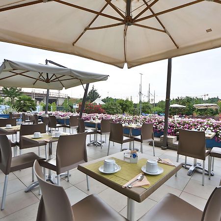Best Western Plus Soave Hotel ซานโบนีฟาโช ร้านอาหาร รูปภาพ