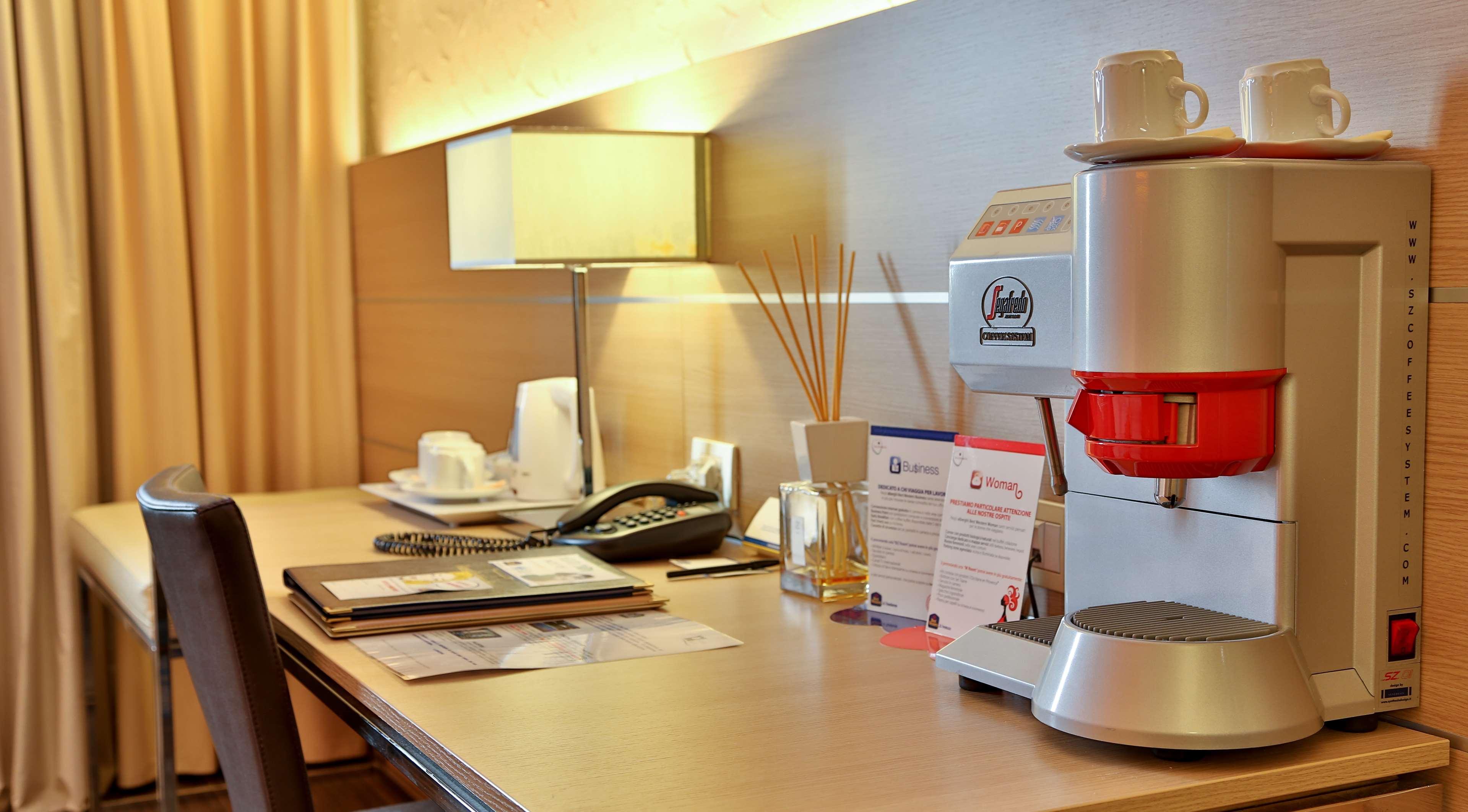 Best Western Plus Soave Hotel ซานโบนีฟาโช ภายนอก รูปภาพ