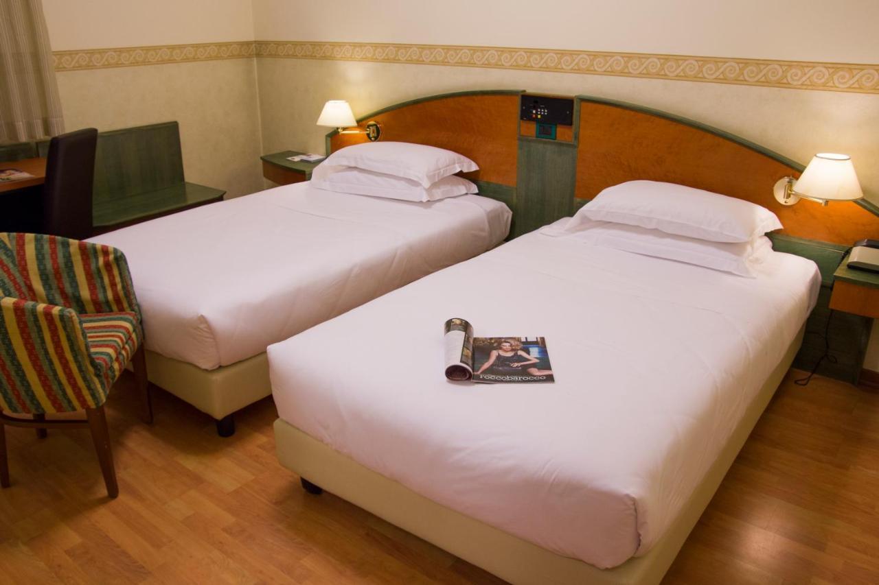 Best Western Plus Soave Hotel ซานโบนีฟาโช ภายนอก รูปภาพ